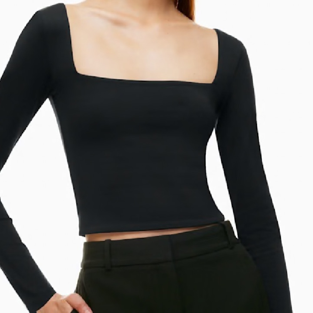 ARITZIA BABATON CONTOUR BLACK SQUARE NECK TOP SIZE SMALL